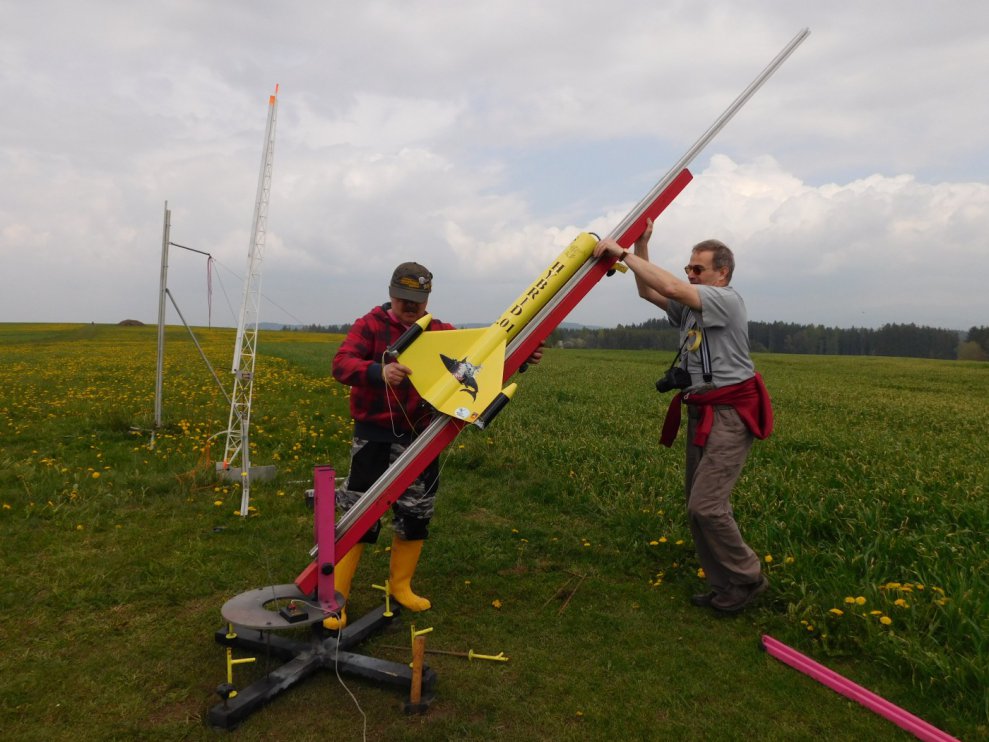 dscn4768 hybrid 2.01 zvedani rampy w